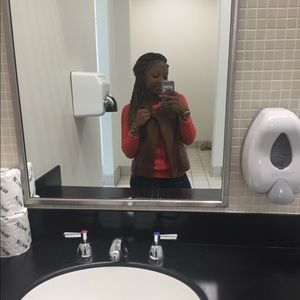 Meet your Posher, Danesha